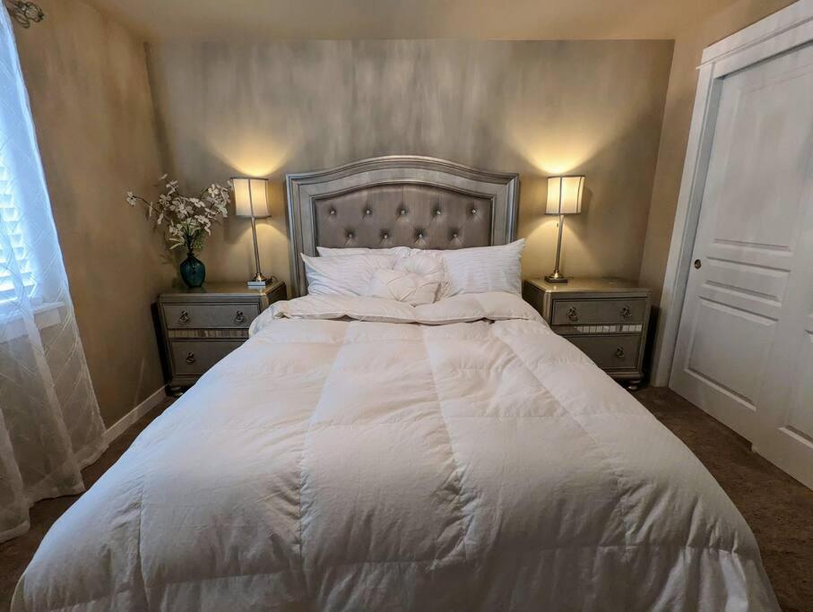 Spacious 3-Bedroom Home With Outdoor Space Γιουτζίν Εξωτερικό φωτογραφία